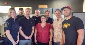 Traitement à distance des voyageurs : Visite à Hamilton du président national et du 1er vp Jean-Pierre Fortin and Mark Weber with members from Hamilton Branch