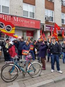 Manif en face du bureau de Bill Morneau, 23 novembre 2017