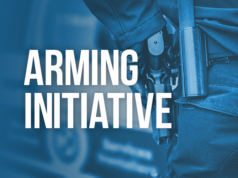 Mise à jour sur les mesures d’adaptation Arming Initiative Featured Image, depicting the hand of a BSO on a holstered firearm