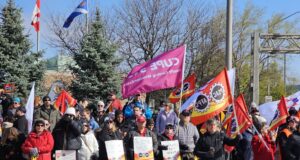 Treasury Board strike, day 8: Mounting pressure at the border